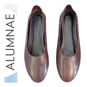 NEW ALUMNAE Burgundy Leather Flats Size 39/ 8.5 US